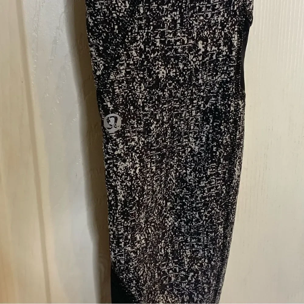 Lululemon Women's Inspire Tight II Luxtreme Heathered Black Leggings Size 4